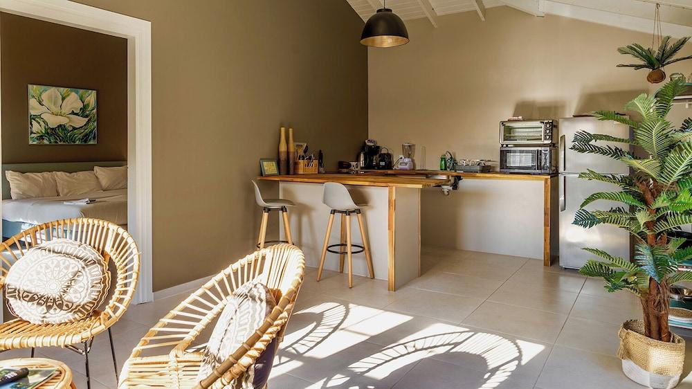 Talk of the Town Inn & Suites