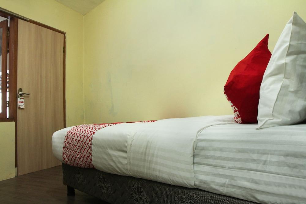 OYO 146 Menteng Residence Near Kementerian Perencanaan Pembangunan Nasional/Badan Perencanaan Pembangunan Nasional (Kementerian PPN/Bappenas)