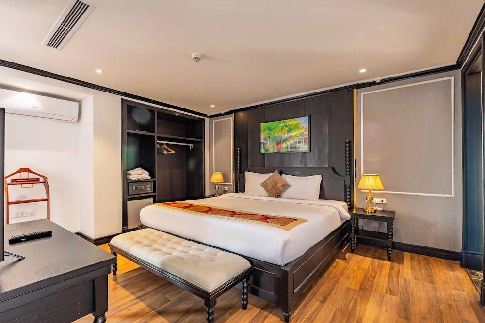 Aaron Vientiane Hotel