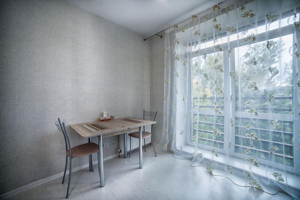 Arendagrad Apartments Bolnichny 4