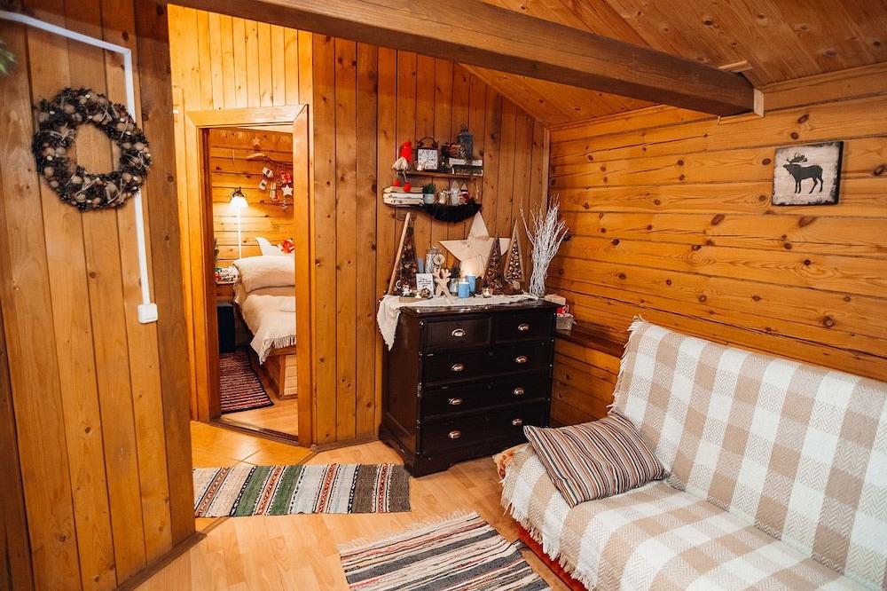 Turisticheskaya derevenka Ecotel