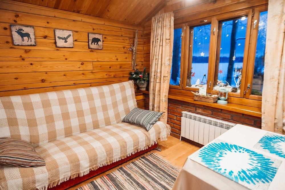 Turisticheskaya derevenka Ecotel