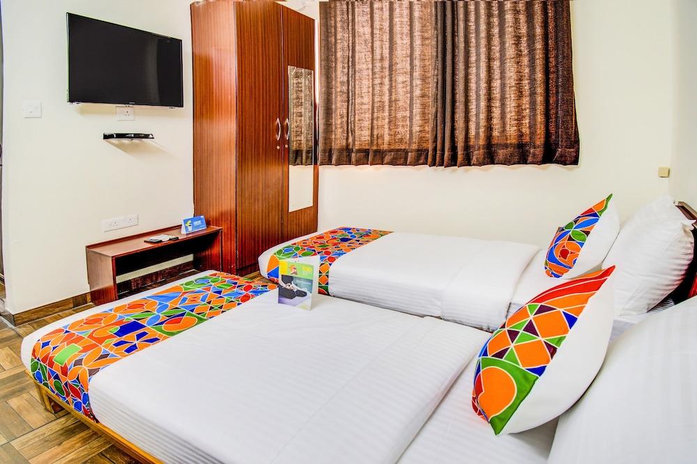 FabExpress The Grand Renato Suites