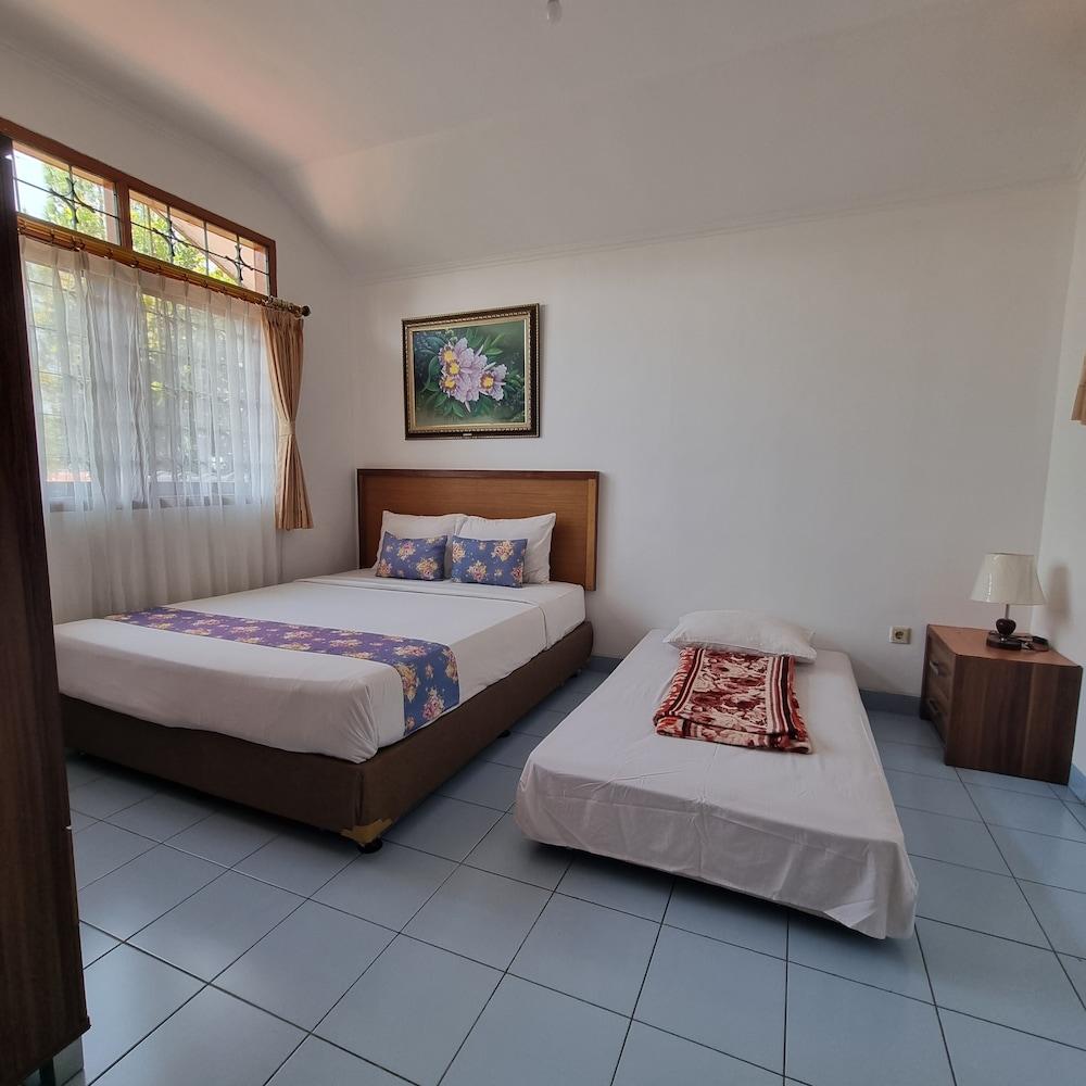 Villa ChavaMinerva Bata - Ciater