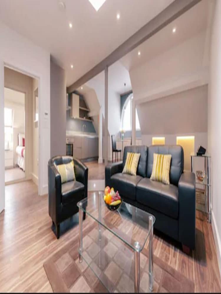 Roomspace Apartments -Friar House