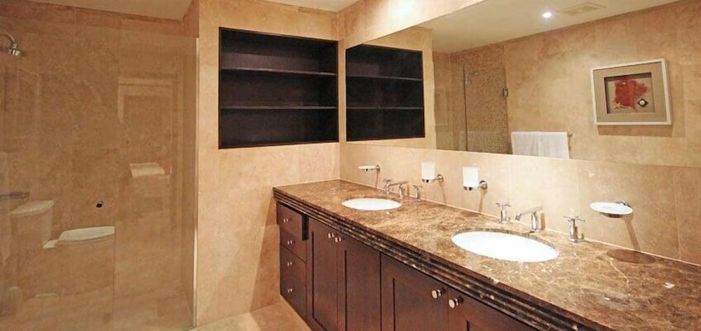 Coral Cove - Condo 11