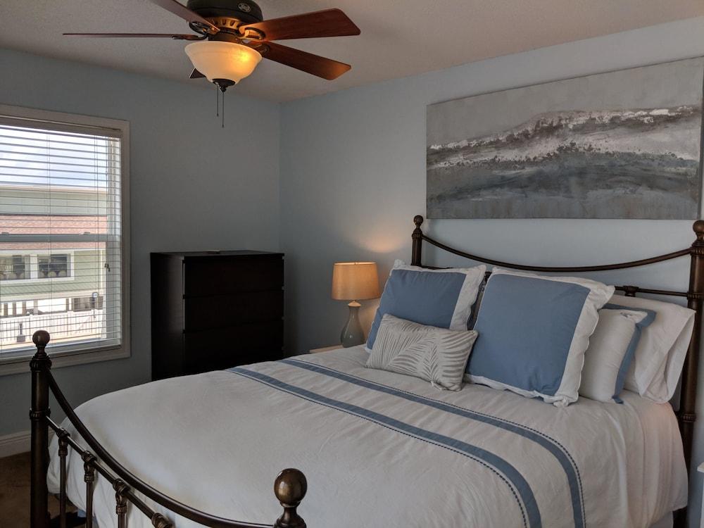 Boardwalk by Surfside VR