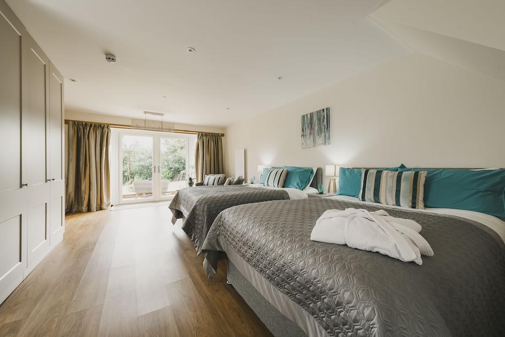 Everglades Luxury Residence