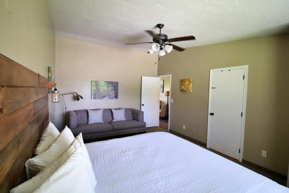 Hidden Canyon Retreat