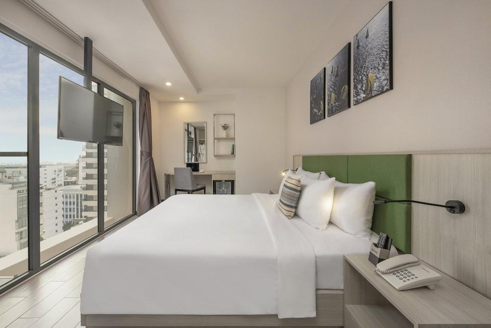 Atlantic Nha Trang Hotel