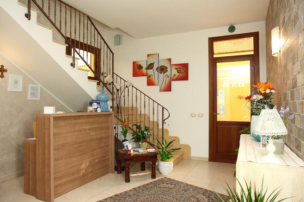 Coralia Bed and Breakfast