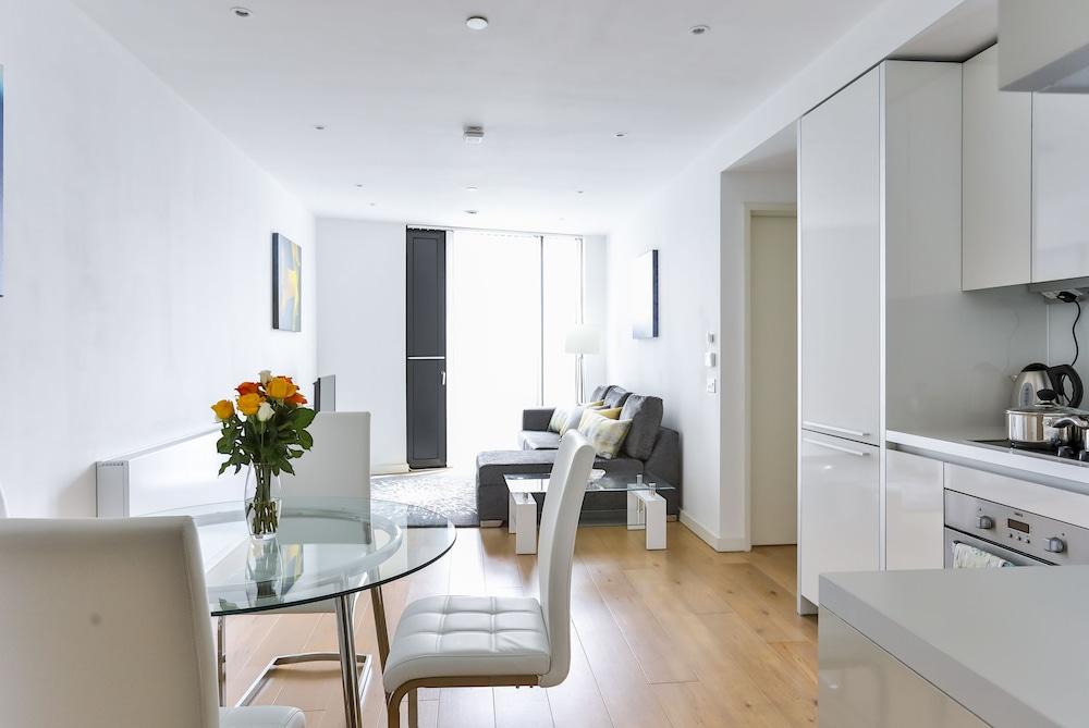 High Living Cosy Flat Next to Zone 1