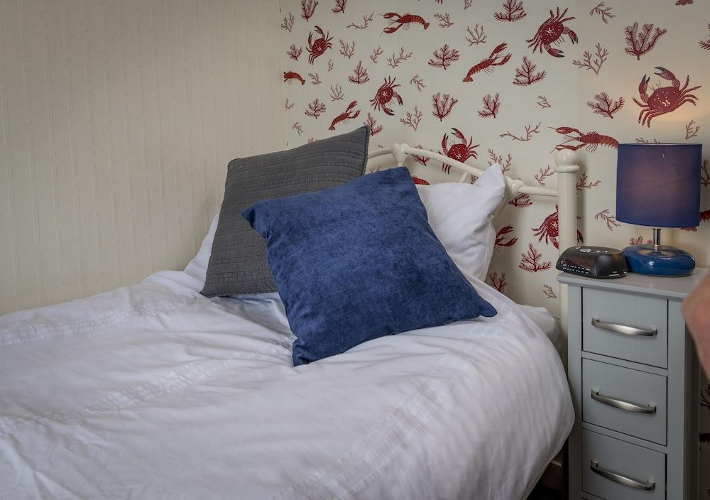 Channel View Guest House