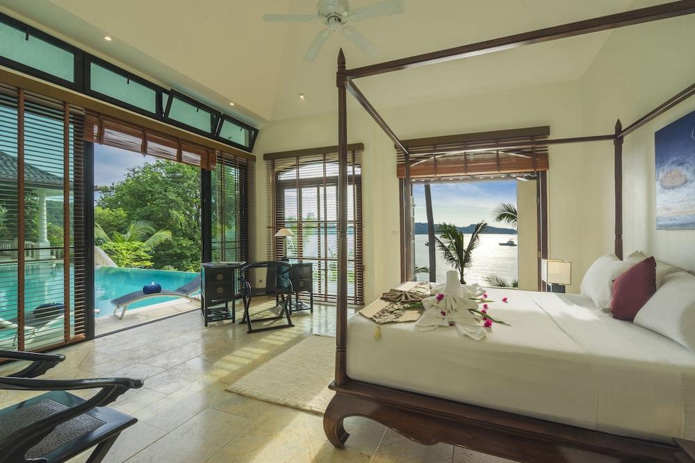 Luxury Beach Front Noble House Villa