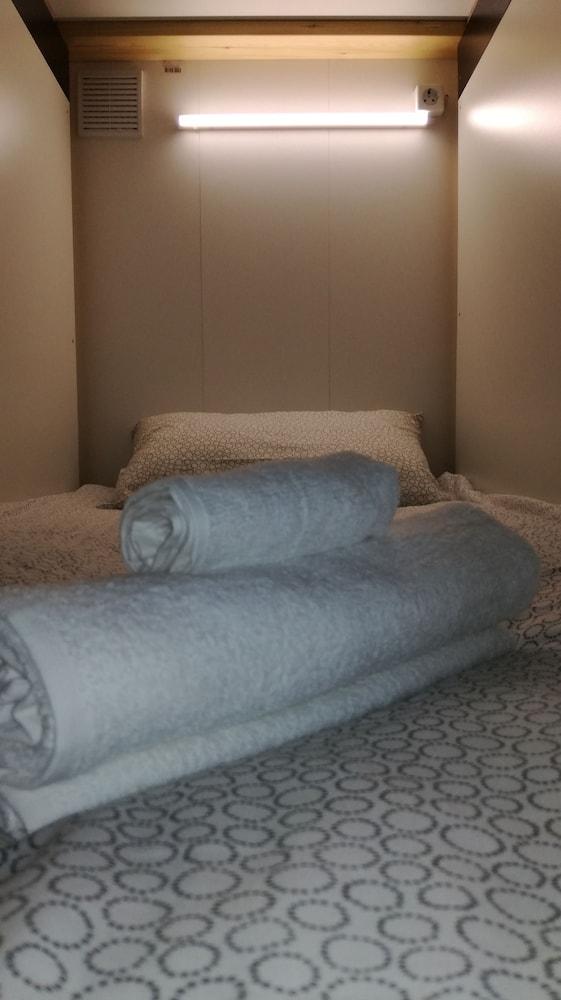 Cub-a Capsule hostel