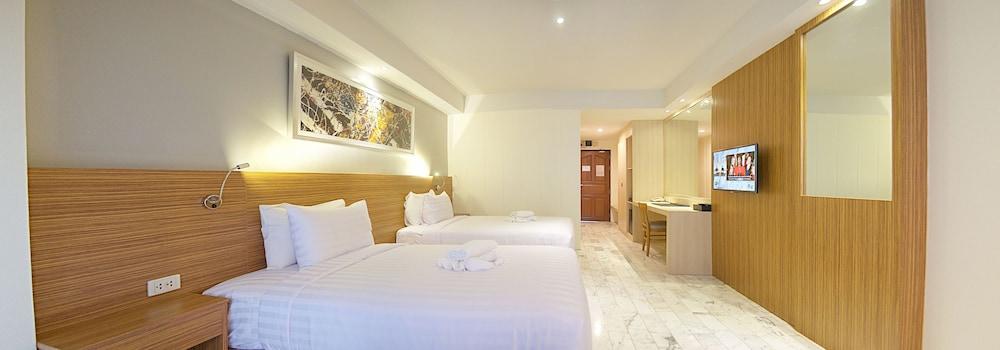 Jolly Suites & Spa Thaphra