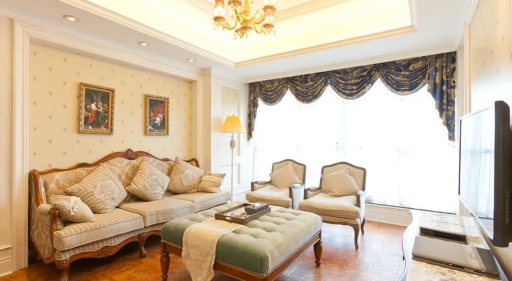 Complex International Hotel