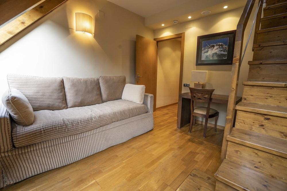 Hotel & Restaurante Peña