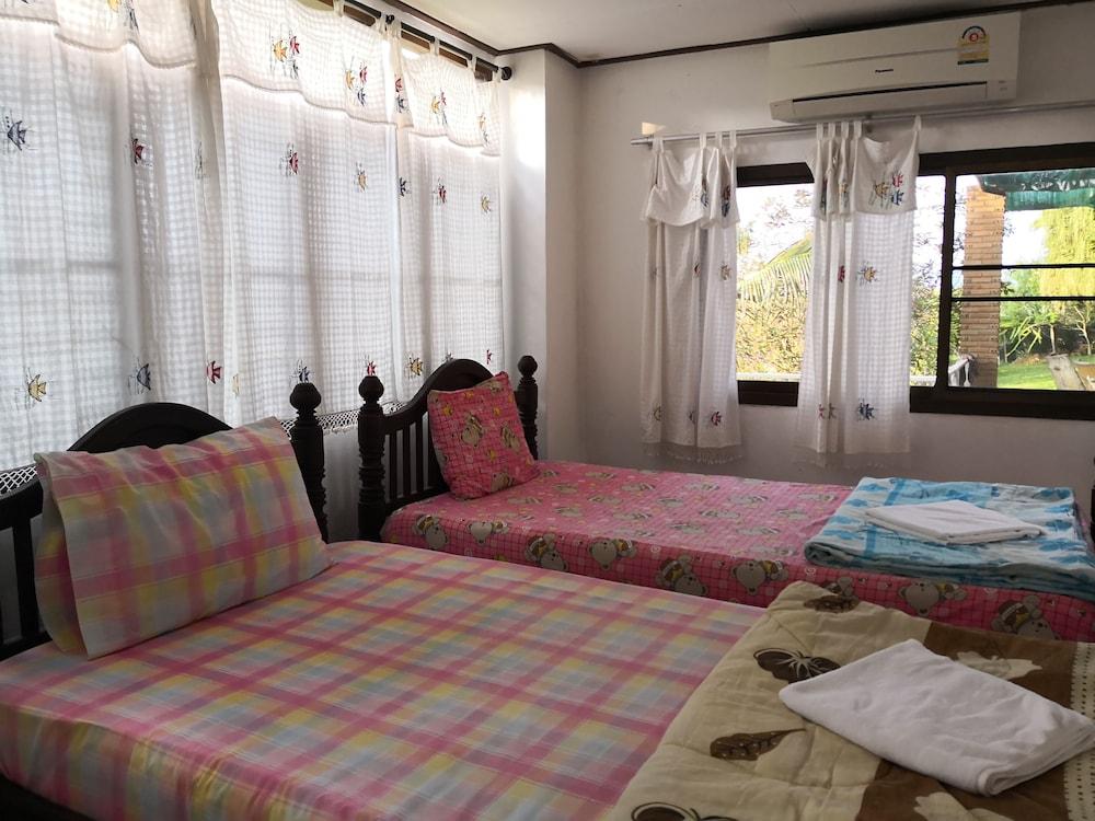 Sriwipa Hill Khao Kho