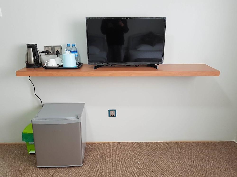 Newton Hotel & Service Apartment