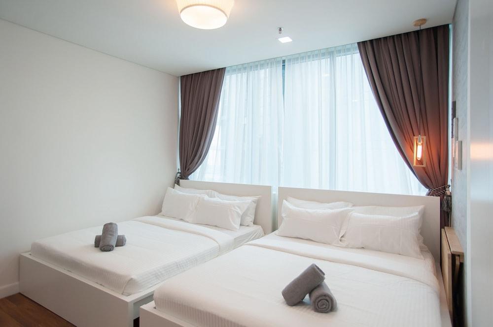 S6 Beautiful 2 Beds Suite - KLCC - KL Tower - WIFI