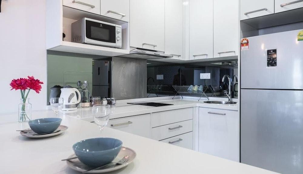 S4 Designer Suites - KLCC - KL Tower - Netflix - WIFI