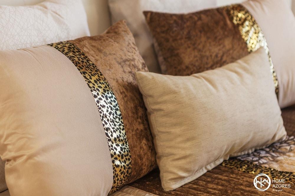 Home Azores - Calheta Suites Downtown