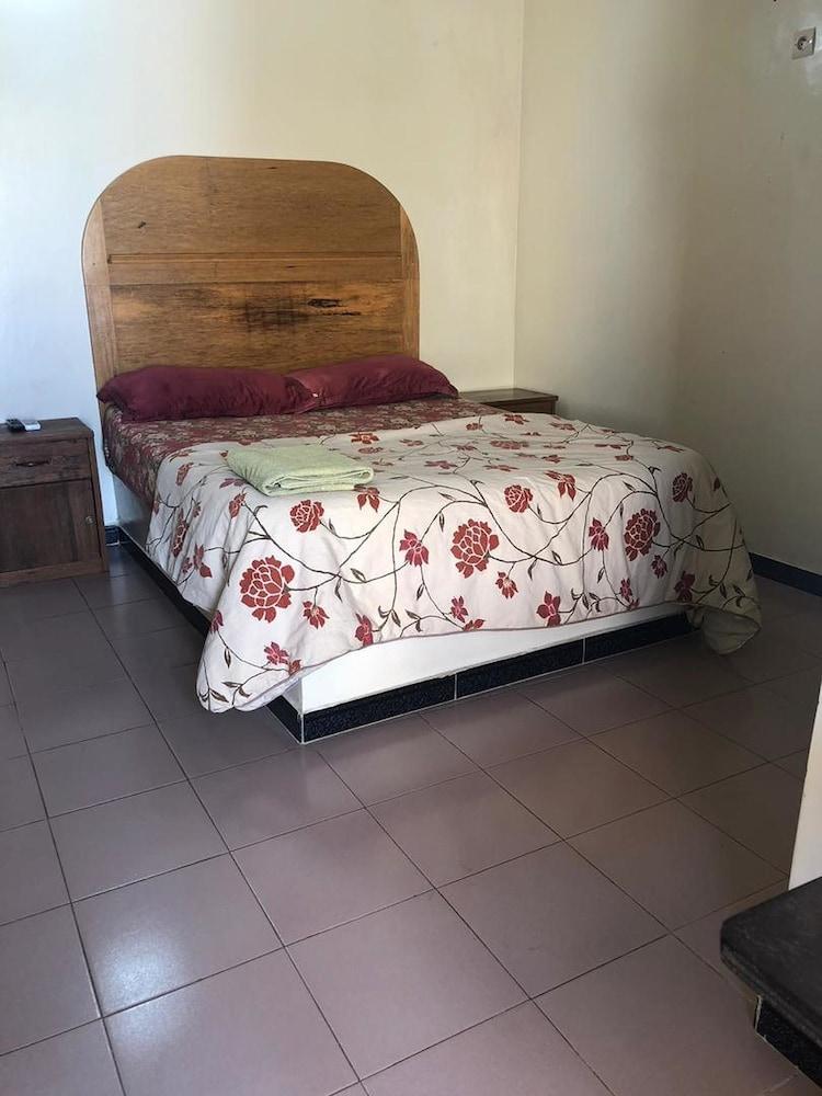 Liberte 6 Extension Studio