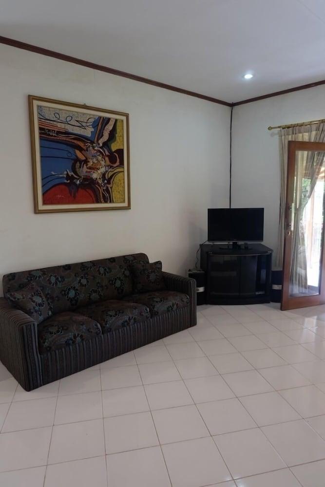 Villa Eco Resort by SKH