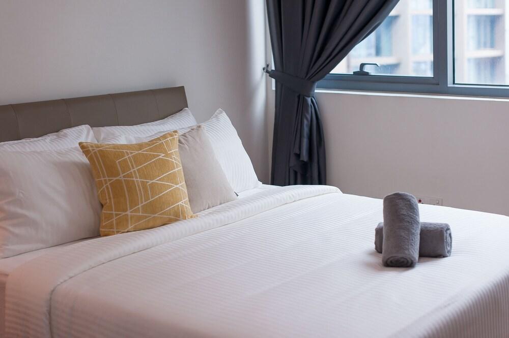 Summer Suites KLCC by Stayshare Homes