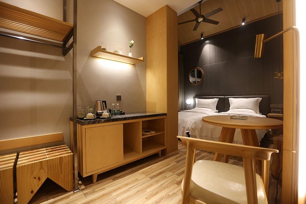 X-Times Lakeside Hotel