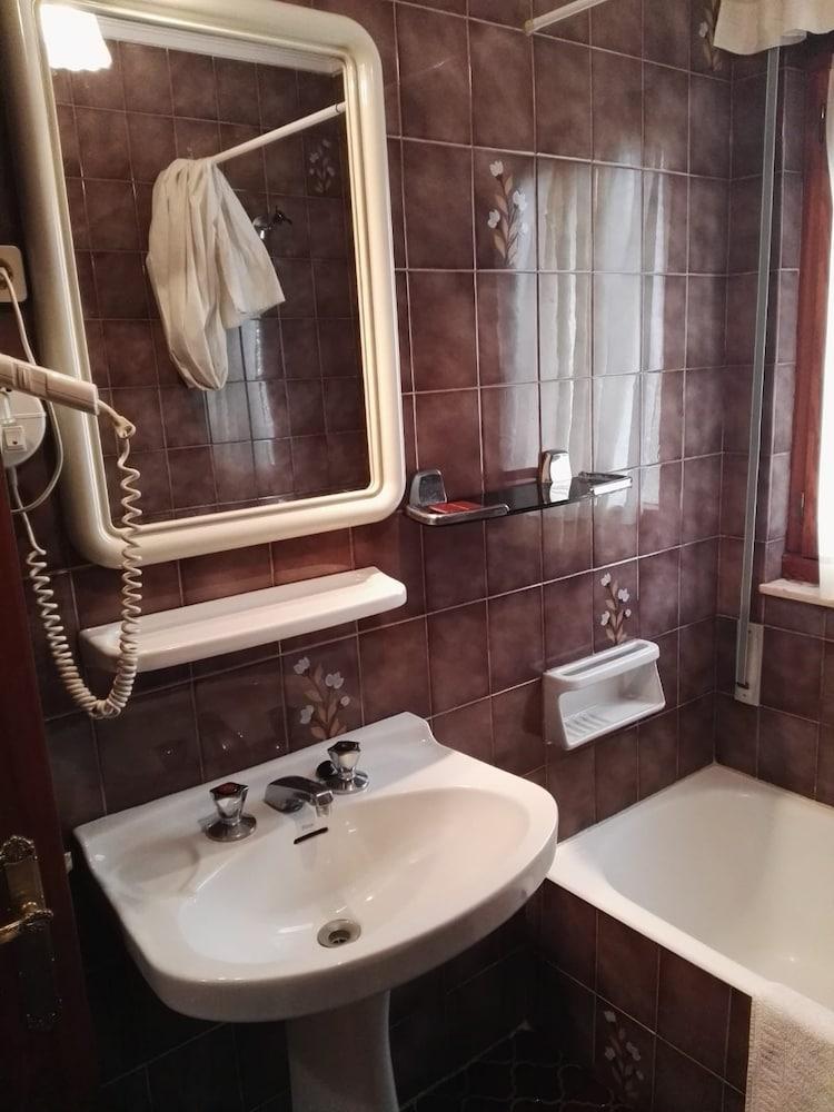 Hotel Restaurante Pertierra