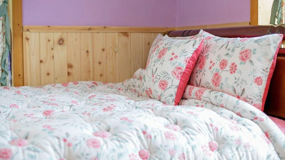 Secret Garden Pension