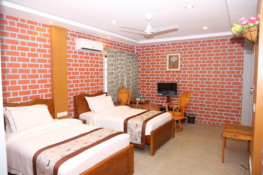 GK Hill View Resort, Kaiwara