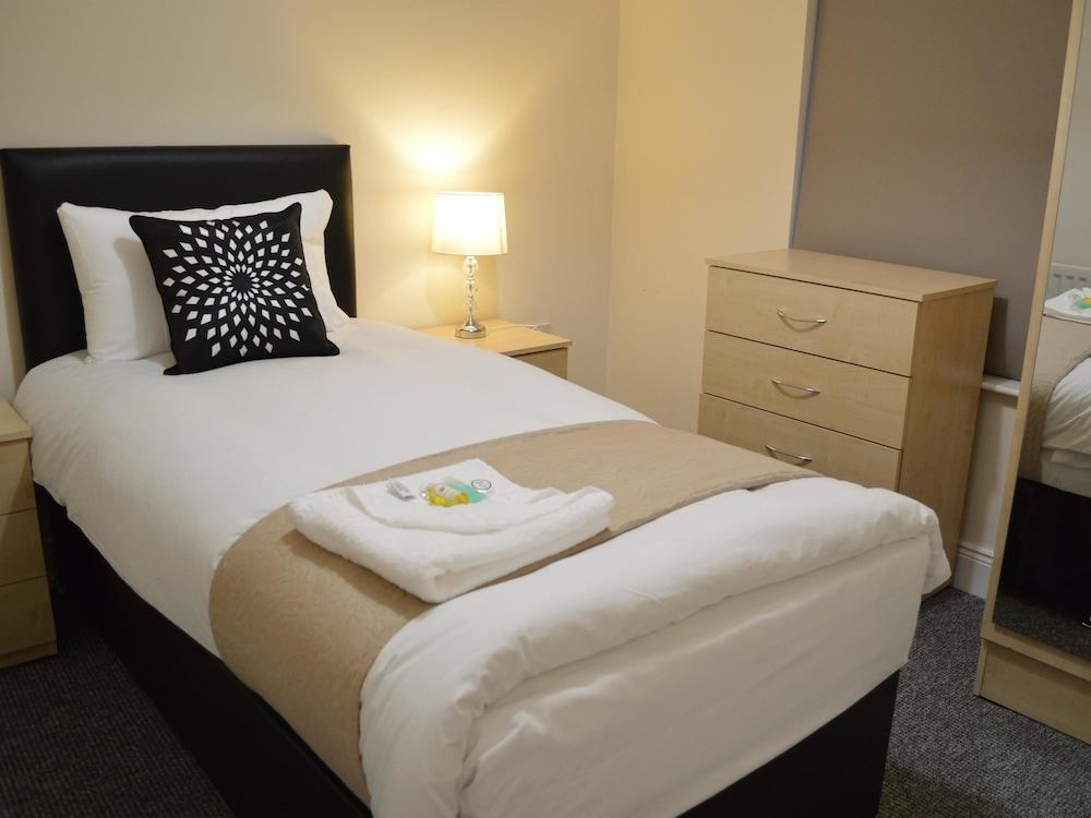 The Townhouse Newcastle