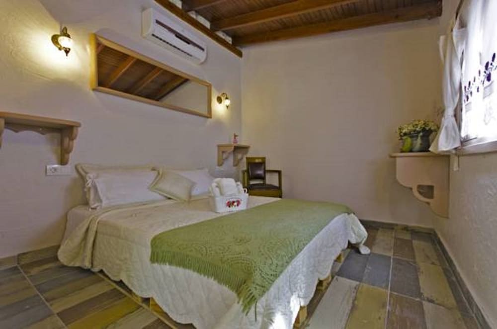 Lilyum Alaçatı Butik Otel