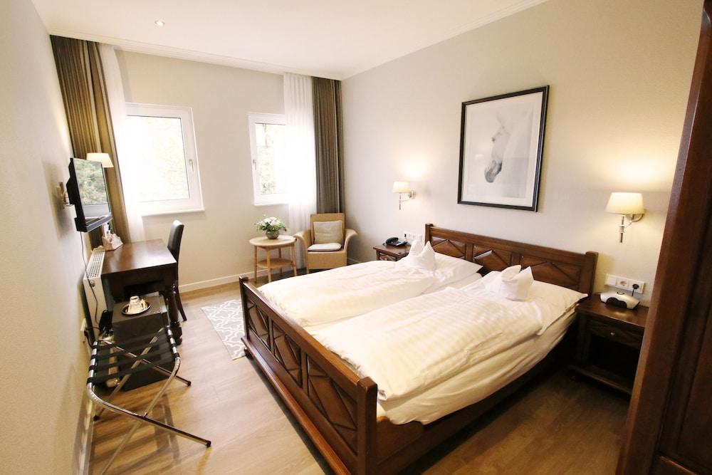 Hotel Am Kaponier GmbH