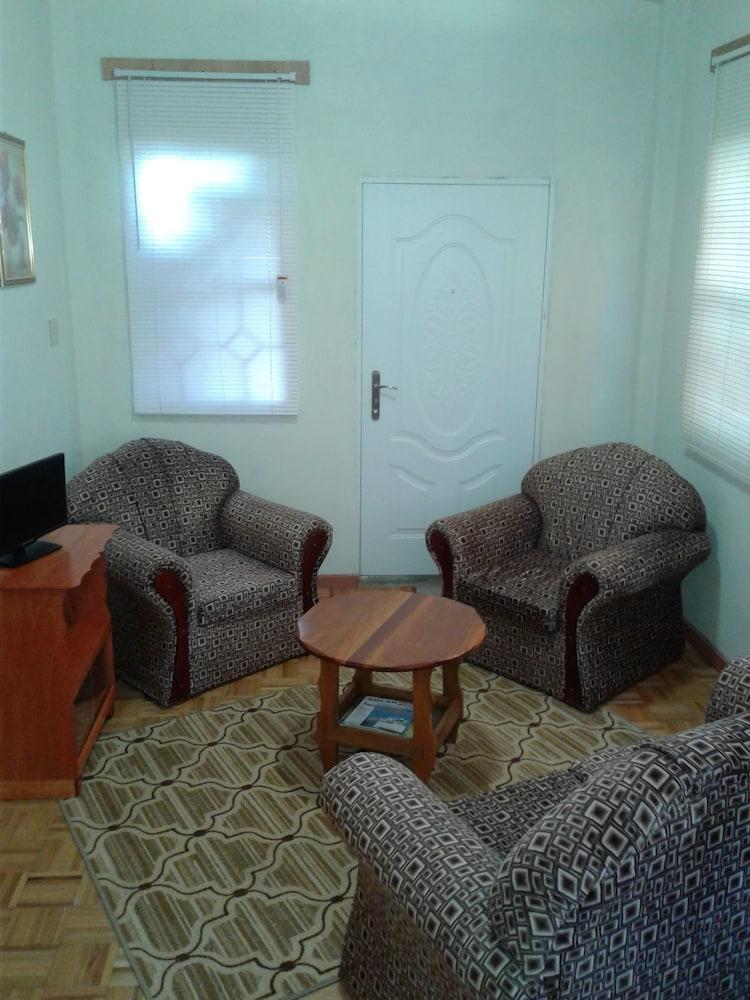 Apartments 145 - Hostel