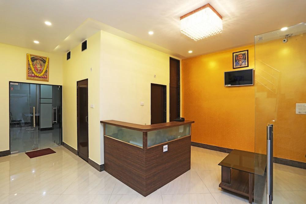 OYO 16708 Sada Shiv Guest House