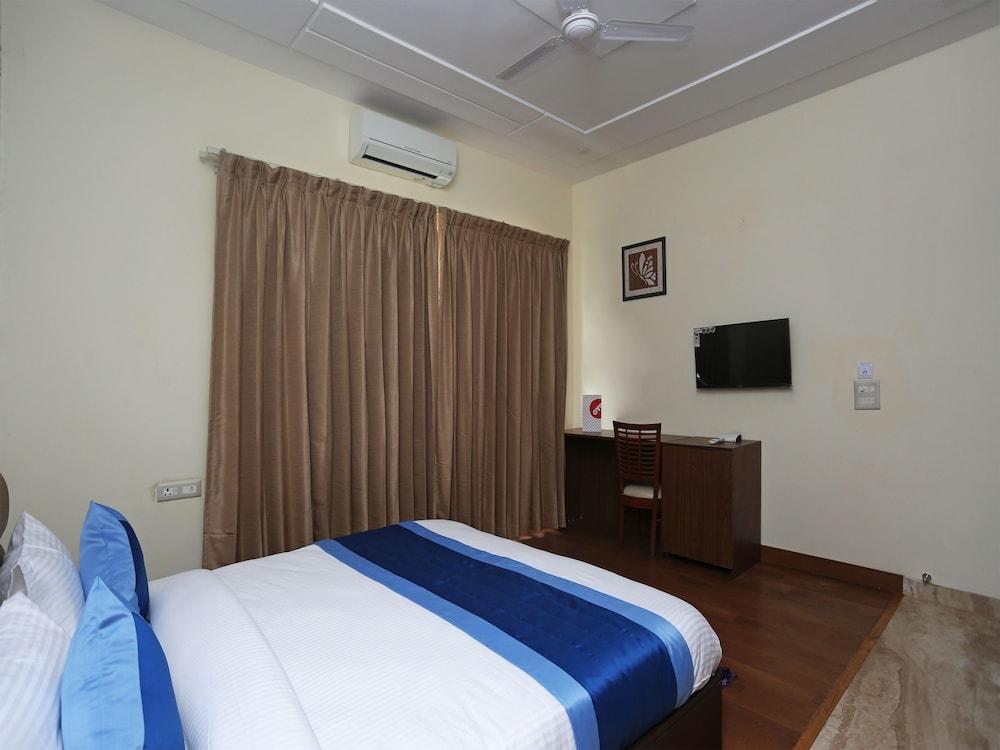 Capital O 14259 Pine Grove