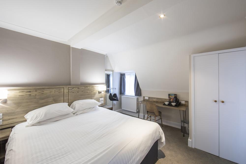 Half Moon, Sherborne by Marston's Inns