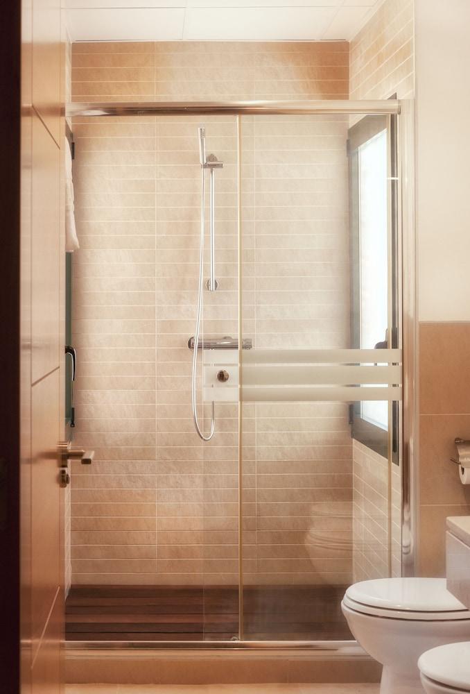 Ona Hacienda del Alamo Apartments