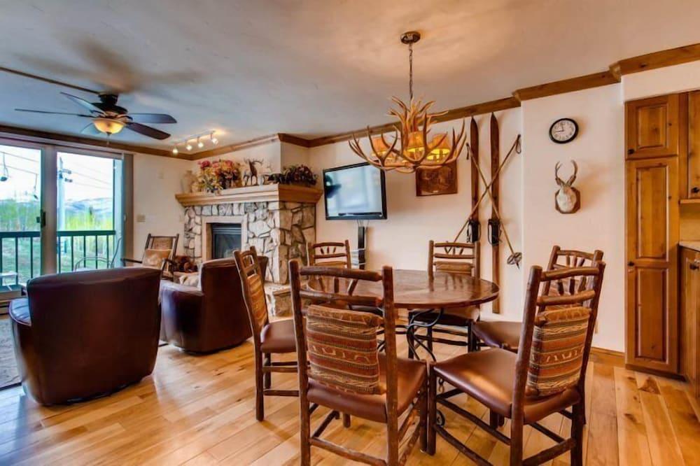 Beaver Creek Borders 203U