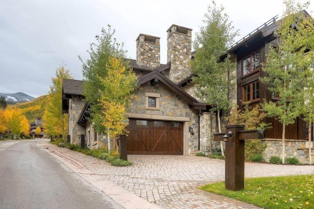 Beaver Creek Villagewalk 59