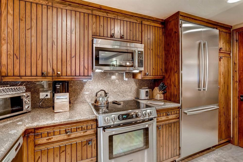 Beaver Creek Charter 2 Bed