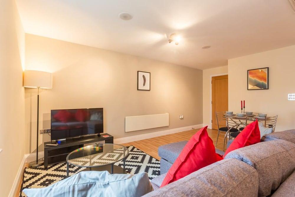 Esplanade Apartments