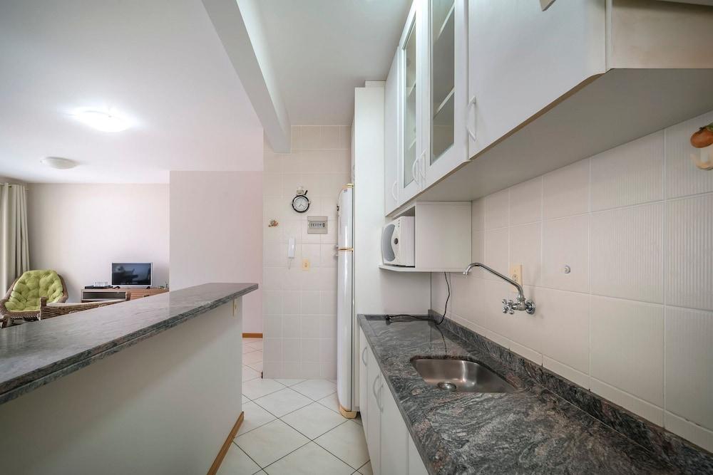 Apartamento 2 quartos 1 suíte - 081