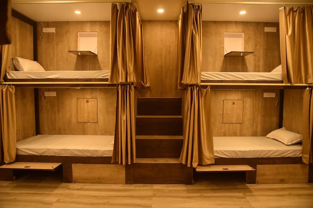 Hotel Relax Inn - Hostel