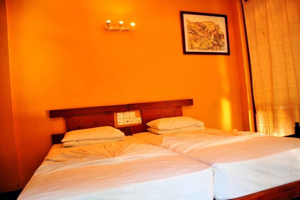 Belihuloya Rest House