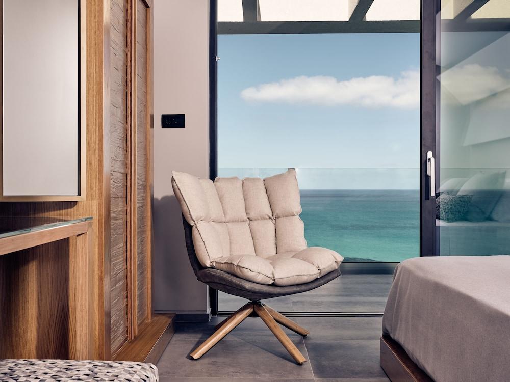 Sueño LUXURY VILLA 180 Iconic Sea View